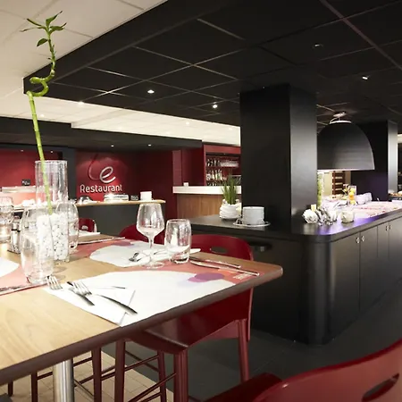 Hotel Campanile Marne-la-vallée - Torcy