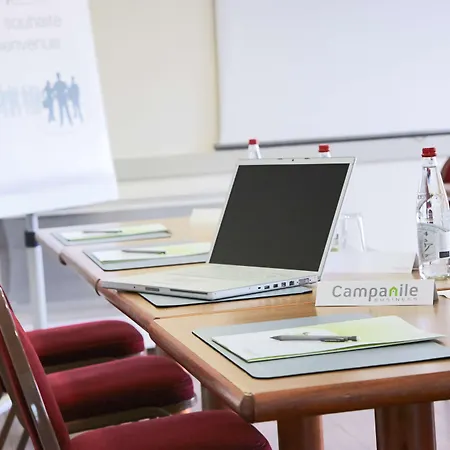 Campanile Marne-la-vallée - Torcy 3*