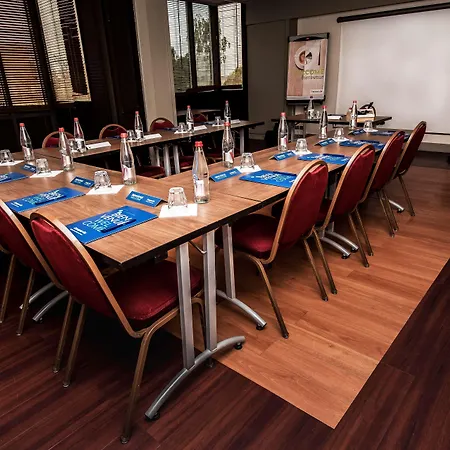 Campanile Marne-la-vallée - Torcy 3*