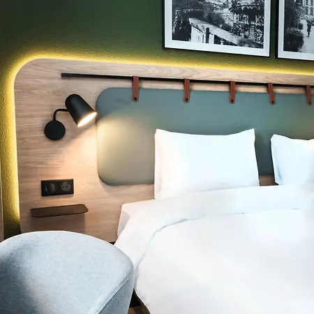 Campanile Marne-la-vallee - Szálloda 3*