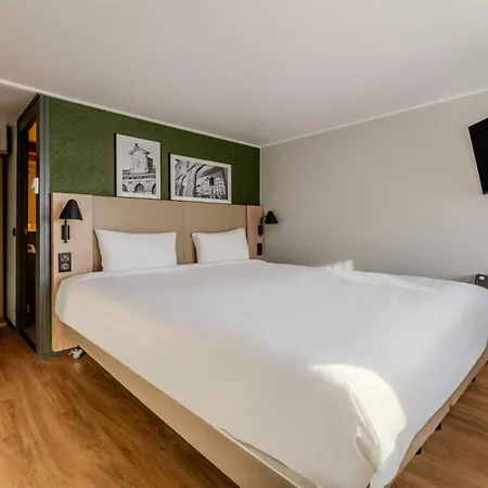 Hotel Campanile Marne-la-vallée - Torcy