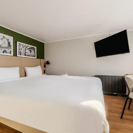 Hotel Campanile Marne-la-vallée - Torcy 3*