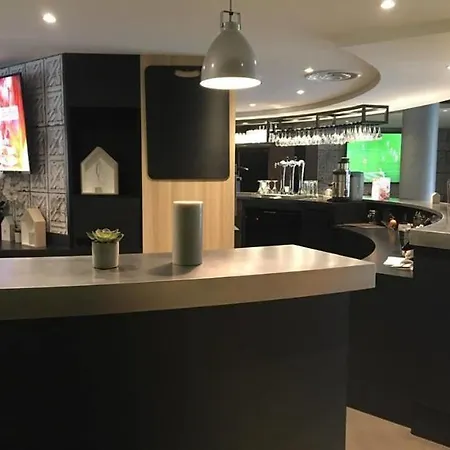 Campanile Marne-la-vallee - Szálloda 3*
