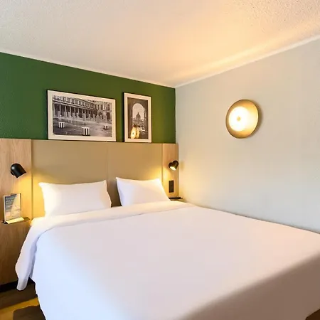 Campanile Marne-la-vallée - Hotel